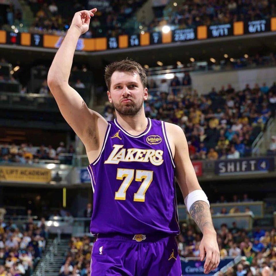 现役巨星季后赛首秀：哈登0分，库里12分，老詹32分，一人42太狠